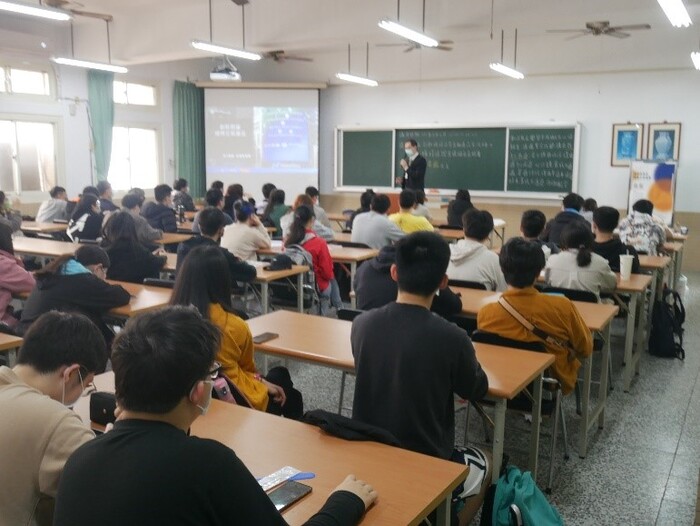 元大期貨吳昇威協理主講財金系自主學習講座圖片