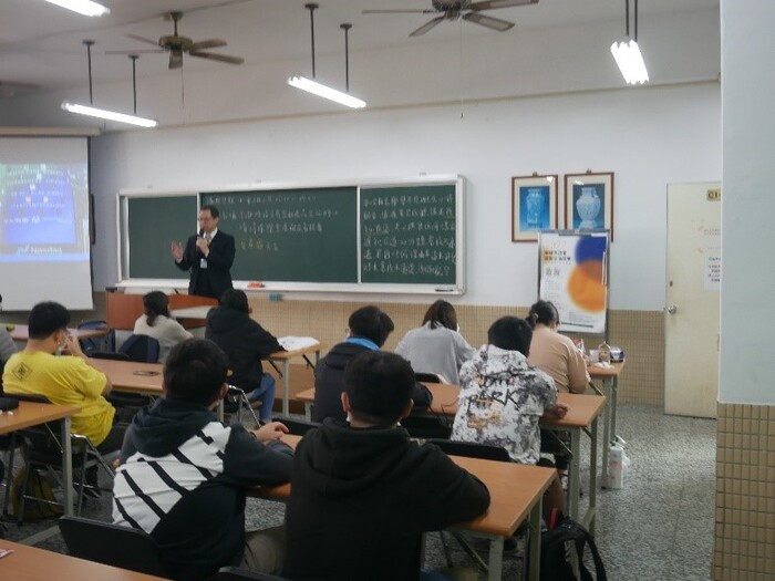 元大期貨吳昇威協理主講財金系自主學習講座圖片