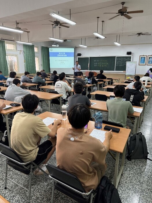 114年10月29日講師與學生照片2圖片