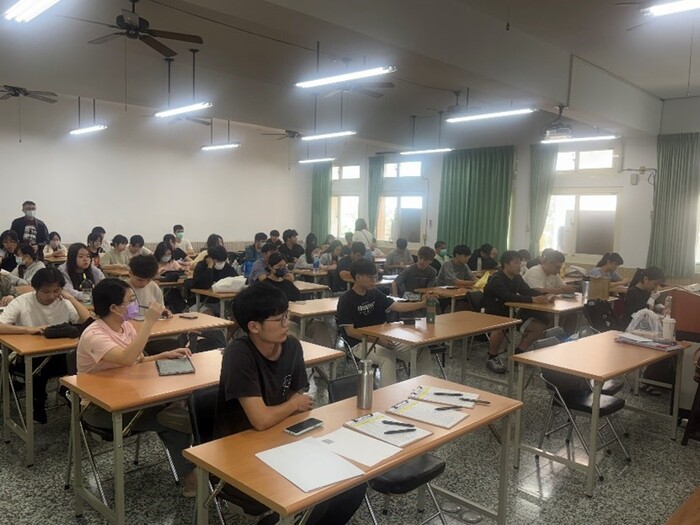 114年5月14日聽講學生搶答照片圖片