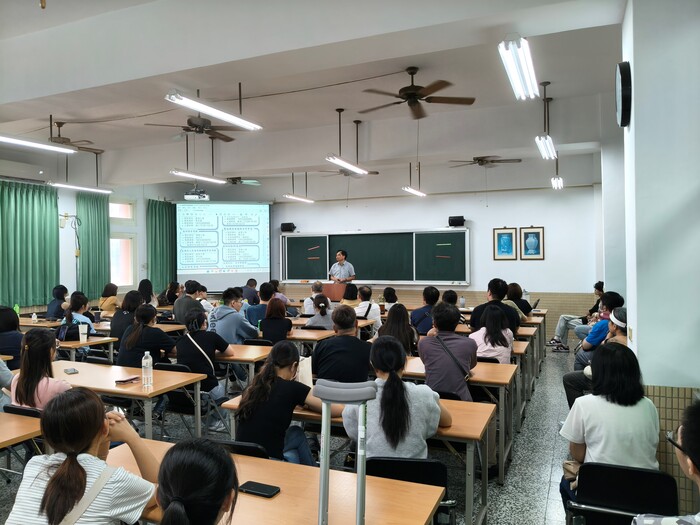 114學年新生家長座談會全景2圖片
